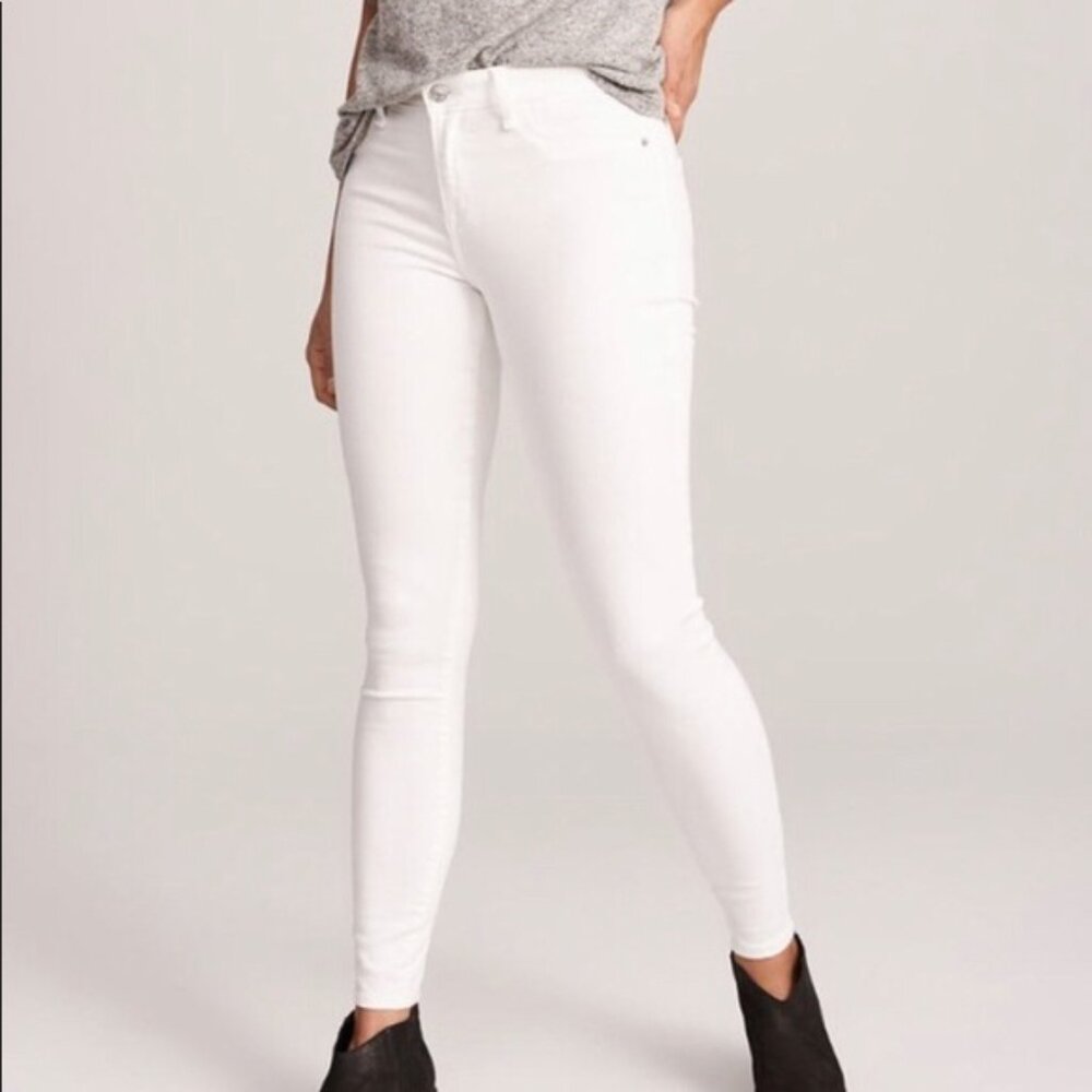 Abercrombie and Fitch Harper Super Skinny Jean 4s | 27